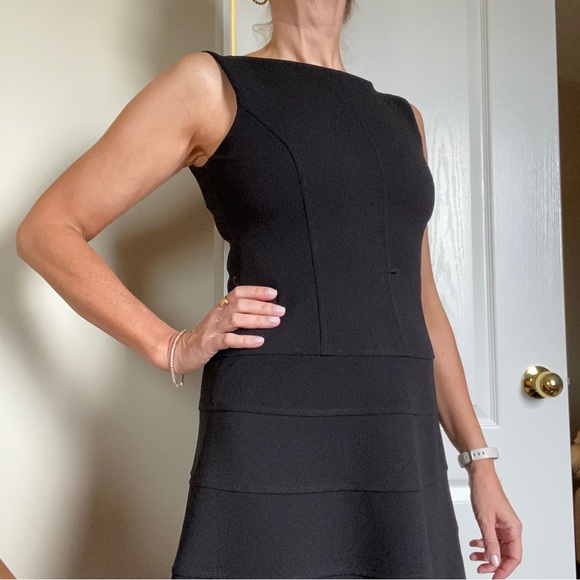 Tommy Hilfiger black dress size 4 - Picture 4 of 8